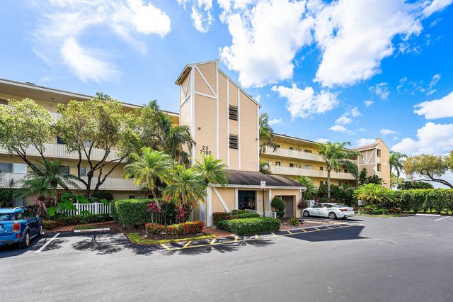 7192 Huntington Lane 208, Delray Beach, FL 33446