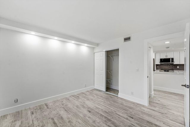 7192 Huntington Lane 208, Delray Beach, FL 33446