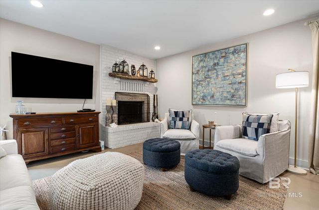 205 Gayfer Court, Fairhope, AL 36532
