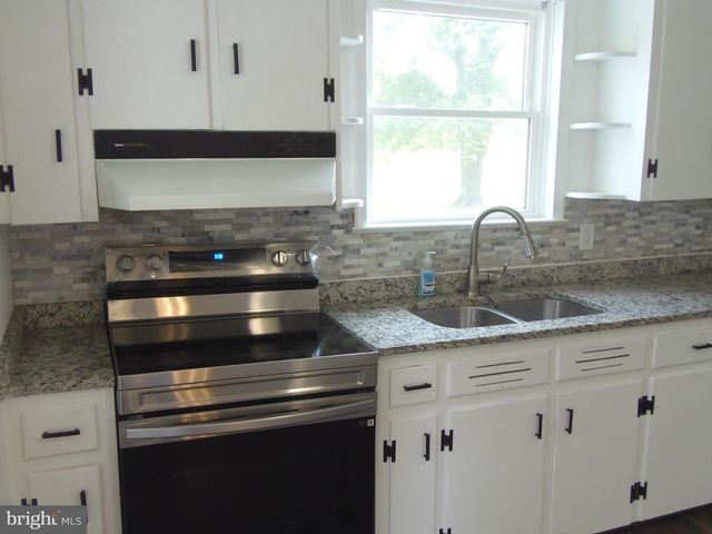 12058 MITCHELL RD, Mitchells, VA 22729