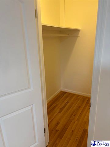 909 W Washington St, Hartsviile, SC 29550