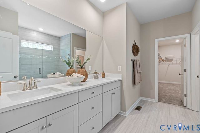 8650 Clemet Dr, Chesterfield, VA 23832