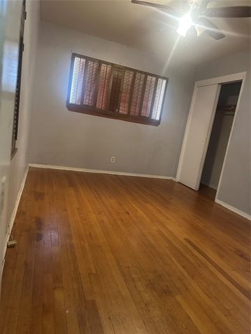 835 Eastlake Street, Houston, TX 77034