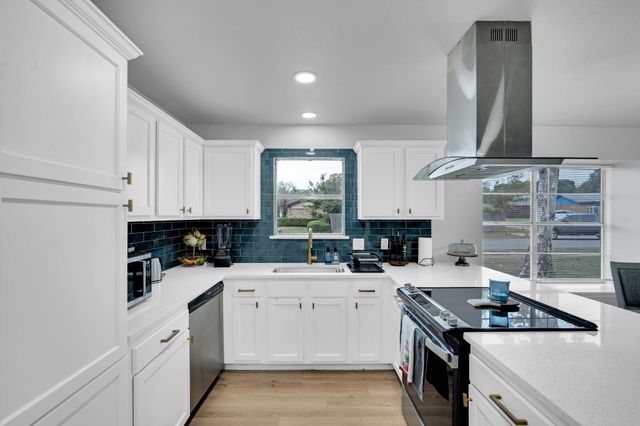 1226 Acton Court, Duncanville, TX 75137