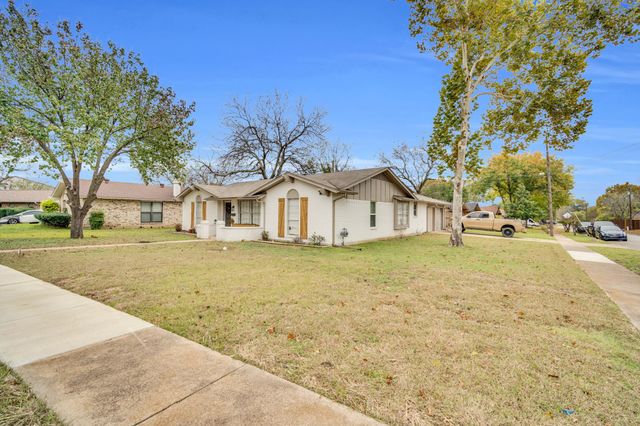 1226 Acton Court, Duncanville, TX 75137