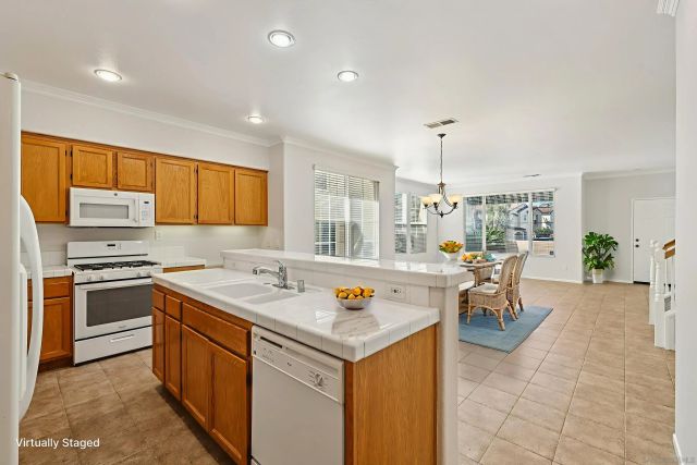 1271 Gorge Run Way 3, Chula Vista, CA 91913