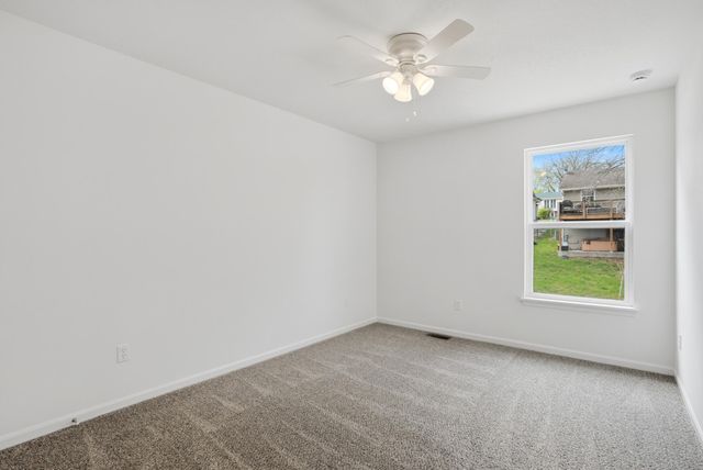 3921 BRAGG CT, Columbia, MO 65202