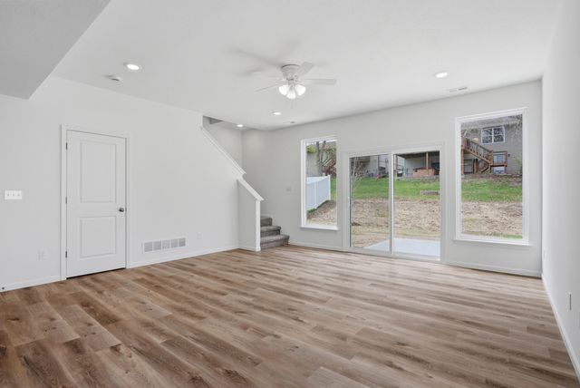 3921 BRAGG CT, Columbia, MO 65202