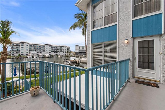 179 MEDALLION BOULEVARD H, Madeira Beach, FL 33708
