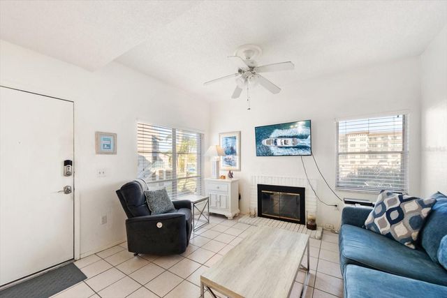179 MEDALLION BOULEVARD H, Madeira Beach, FL 33708