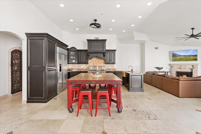 11071 E MISSION Lane, Scottsdale, AZ 85259