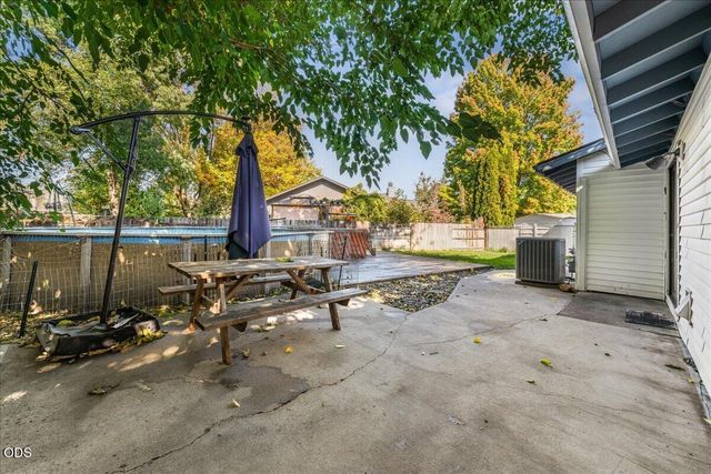 2951 Barclay Road, Medford, OR 97504