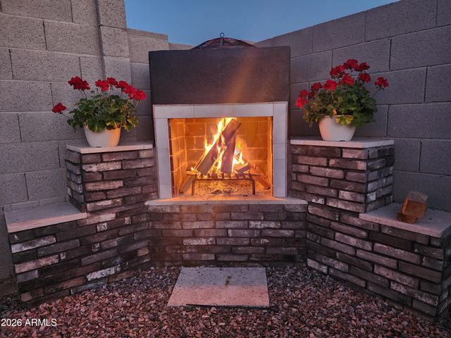 2459 E LA JOLLA Drive, Tempe, AZ 85282