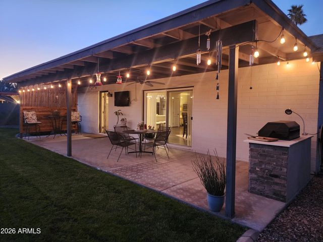 2459 E LA JOLLA Drive, Tempe, AZ 85282