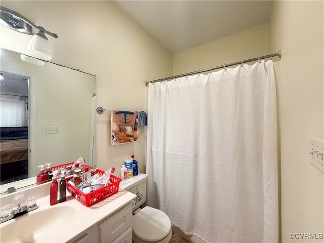 116 Gilcreff Pl, Colonial Heights, VA 23834