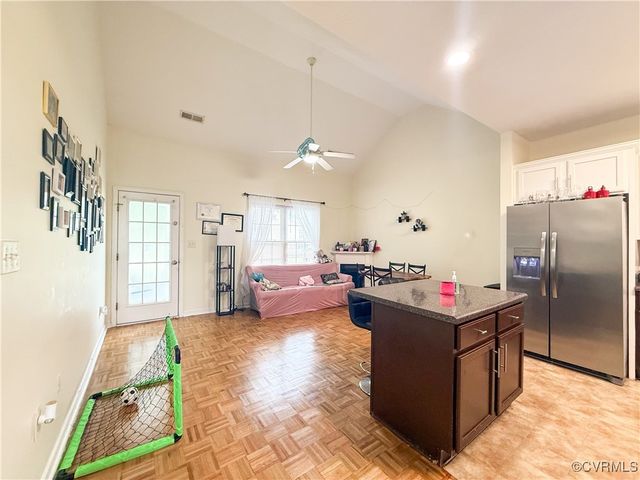 116 Gilcreff Pl, Colonial Heights, VA 23834