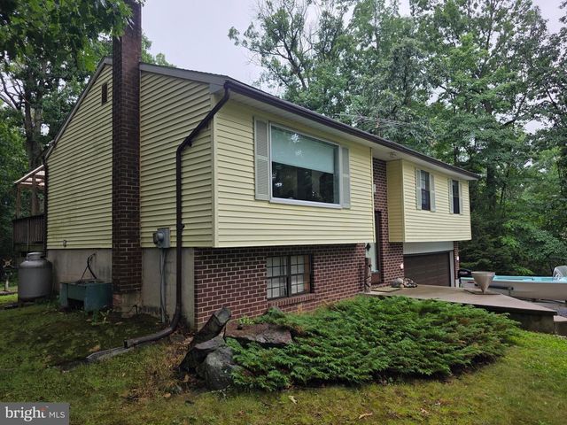 410 BUTTER RD, York, PA 17404