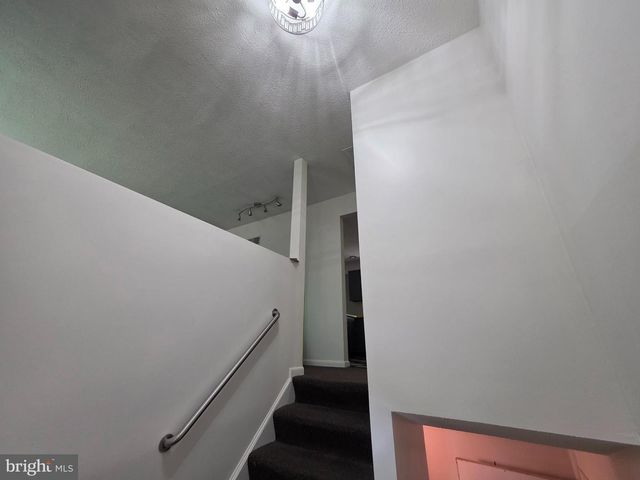 410 BUTTER RD, York, PA 17404