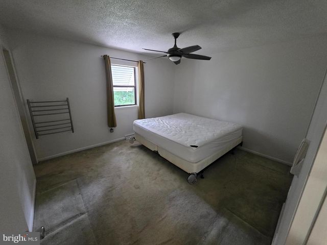 410 BUTTER RD, York, PA 17404