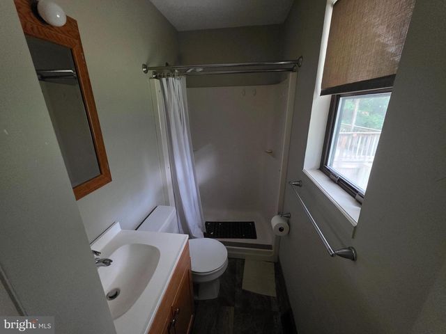 410 BUTTER RD, York, PA 17404