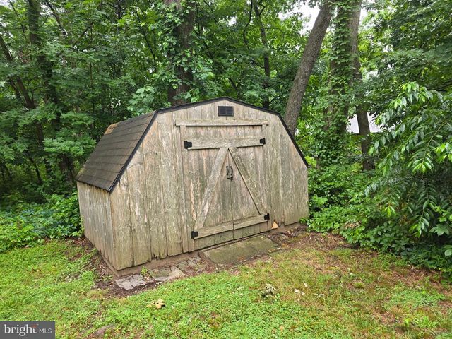 410 BUTTER RD, York, PA 17404