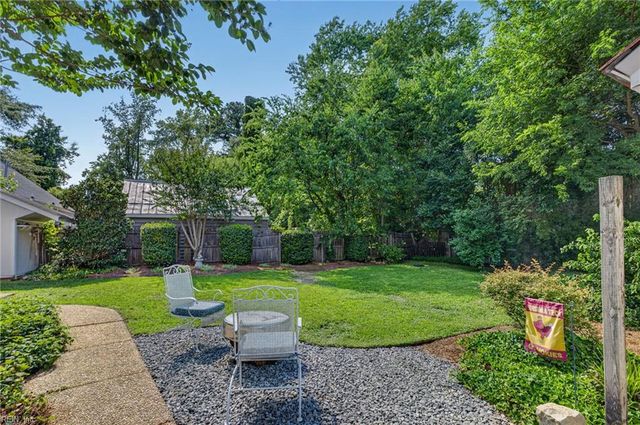 3906 Winchester DR, Portsmouth, VA 23707