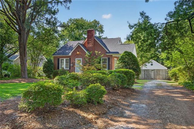 3906 Winchester DR, Portsmouth, VA 23707