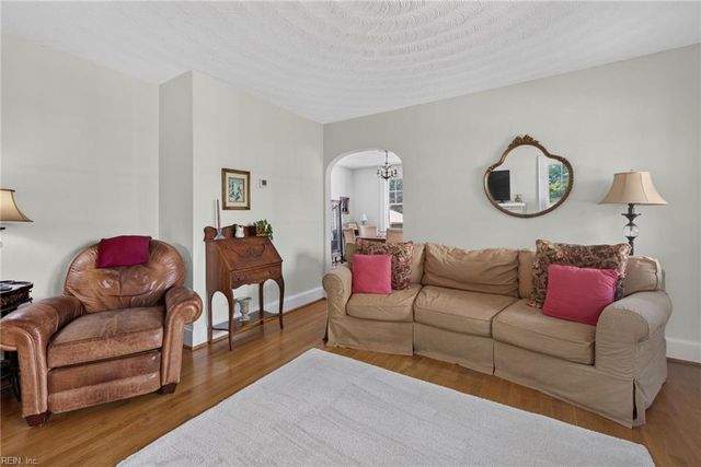 3906 Winchester DR, Portsmouth, VA 23707