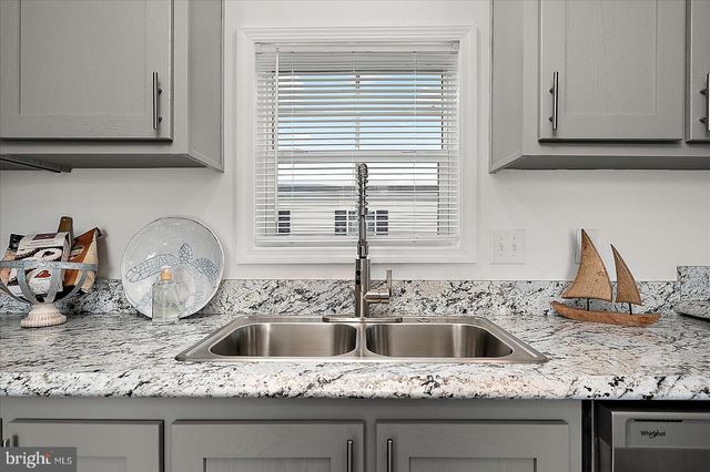 12427 BEACH LIFE LN, Ocean City, MD 21842