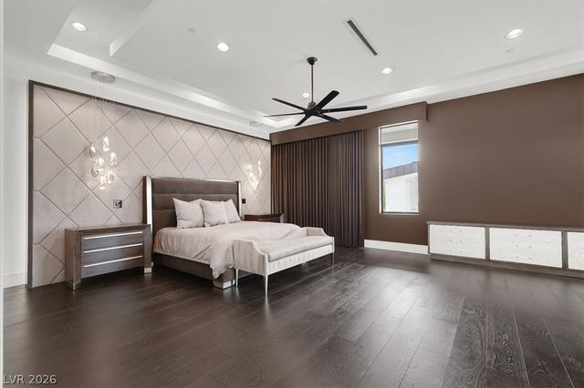 20 Pebble Hills Court, Las Vegas, NV 89141