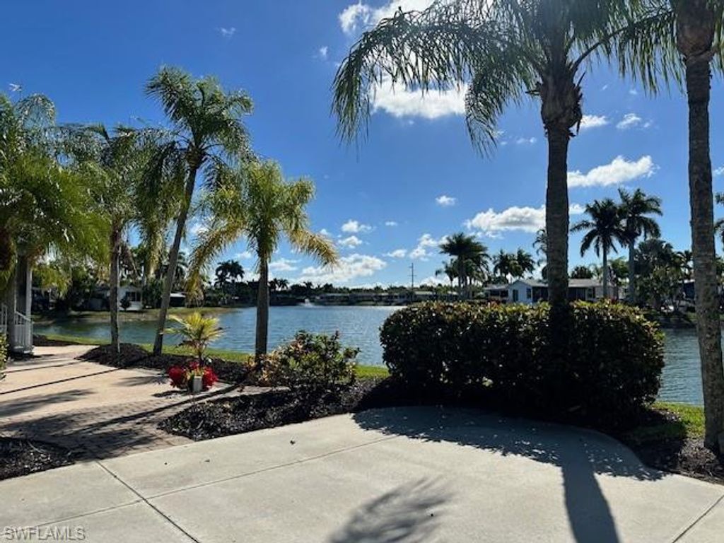 1233 Diamond Lake CIR, NAPLES, FL 34114 — photo 4