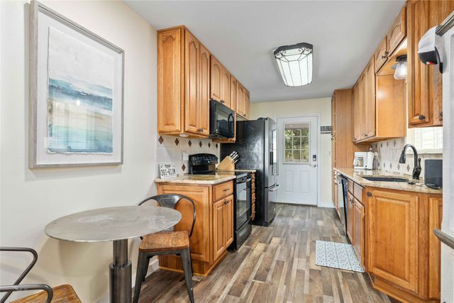 201 Cove Circle, Brownwood, TX 76801