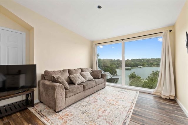 201 Cove Circle, Brownwood, TX 76801