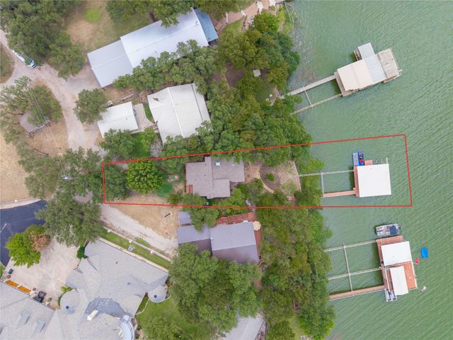 201 Cove Circle, Brownwood, TX 76801