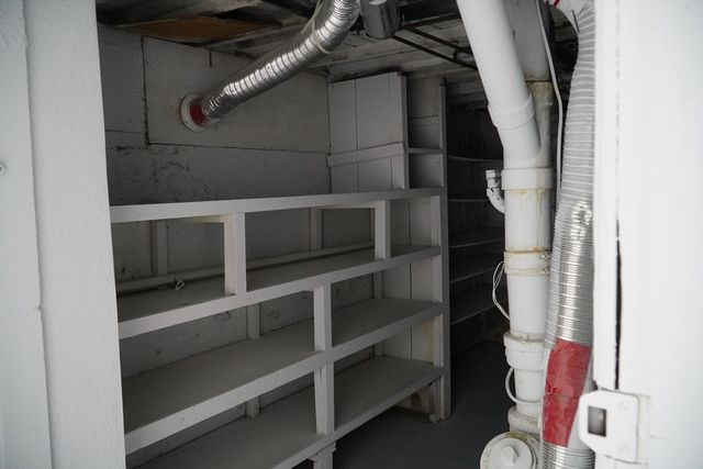 122 Norman St, West Springfield, MA 01089