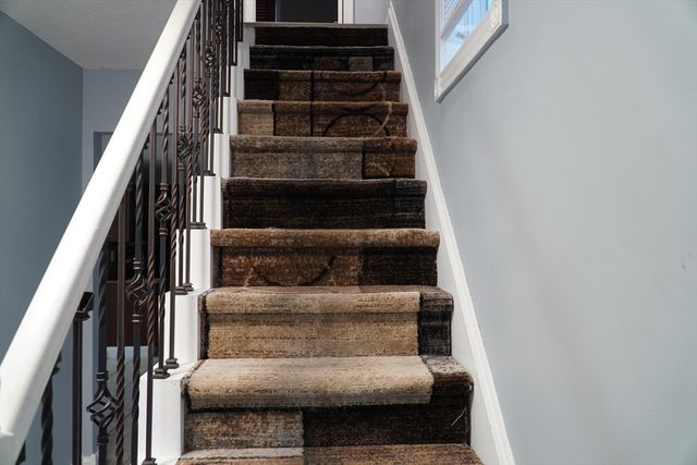 122 Norman St, West Springfield, MA 01089