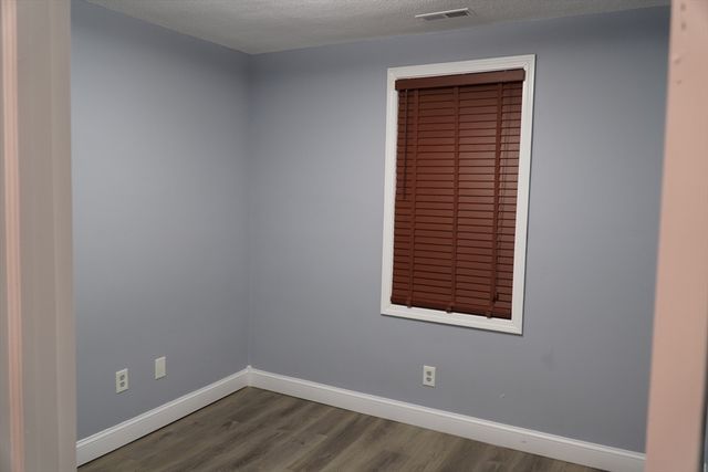 122 Norman St, West Springfield, MA 01089