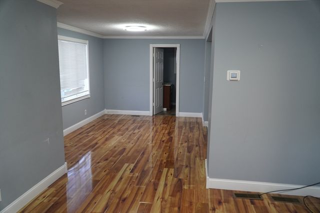 122 Norman St, West Springfield, MA 01089