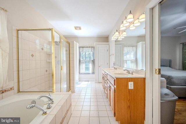 18224 GREEN BLVD, King George, VA 22485