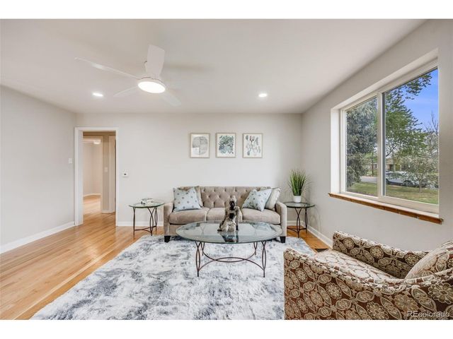 903 Poplar St, Denver, CO 80220