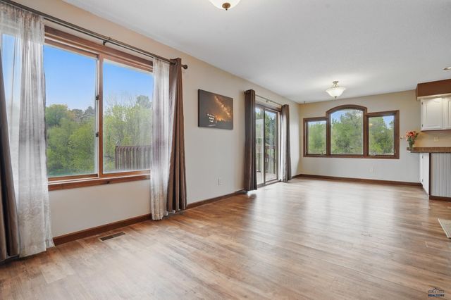 3209 PARK DR, Rapid City, SD 57702