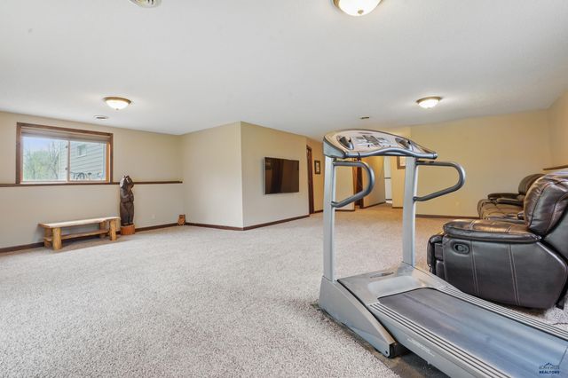 3209 PARK DR, Rapid City, SD 57702