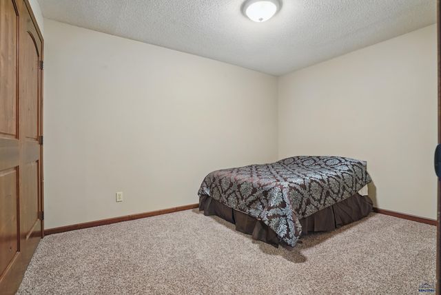 3209 PARK DR, Rapid City, SD 57702
