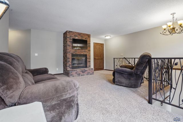 3209 PARK DR, Rapid City, SD 57702