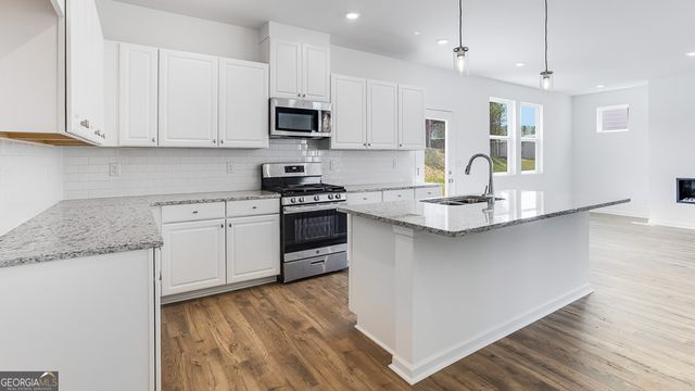 201 Groveton Court, Euharlee, GA 30145