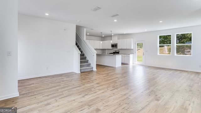 201 Groveton Court, Euharlee, GA 30145