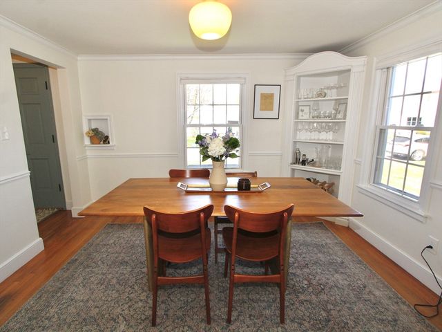 8 Birmingham Rd, Worcester, MA 01606