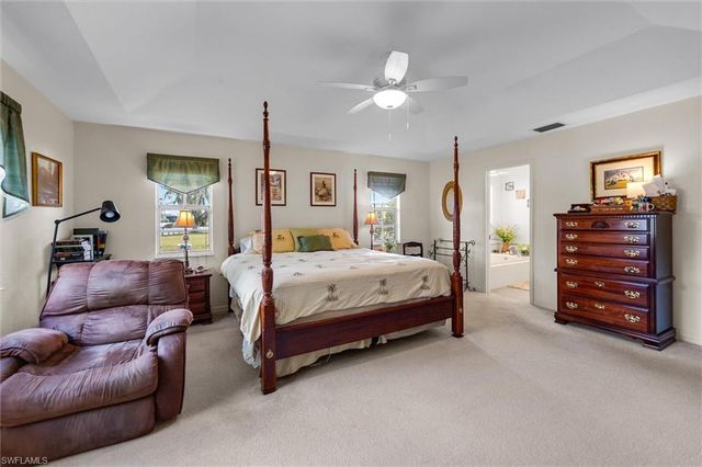 5997 Dragoon CT, Fort Denaud, FL 33935