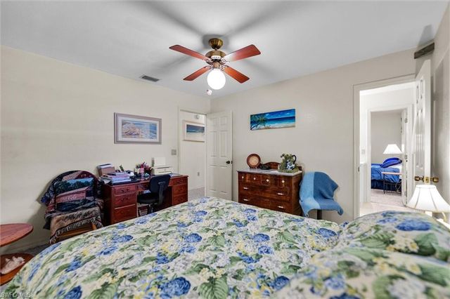 5997 Dragoon CT, Fort Denaud, FL 33935