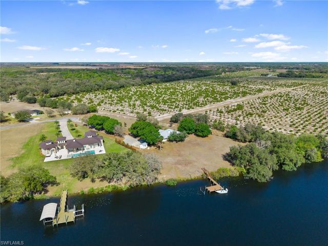 5997 Dragoon CT, Fort Denaud, FL 33935